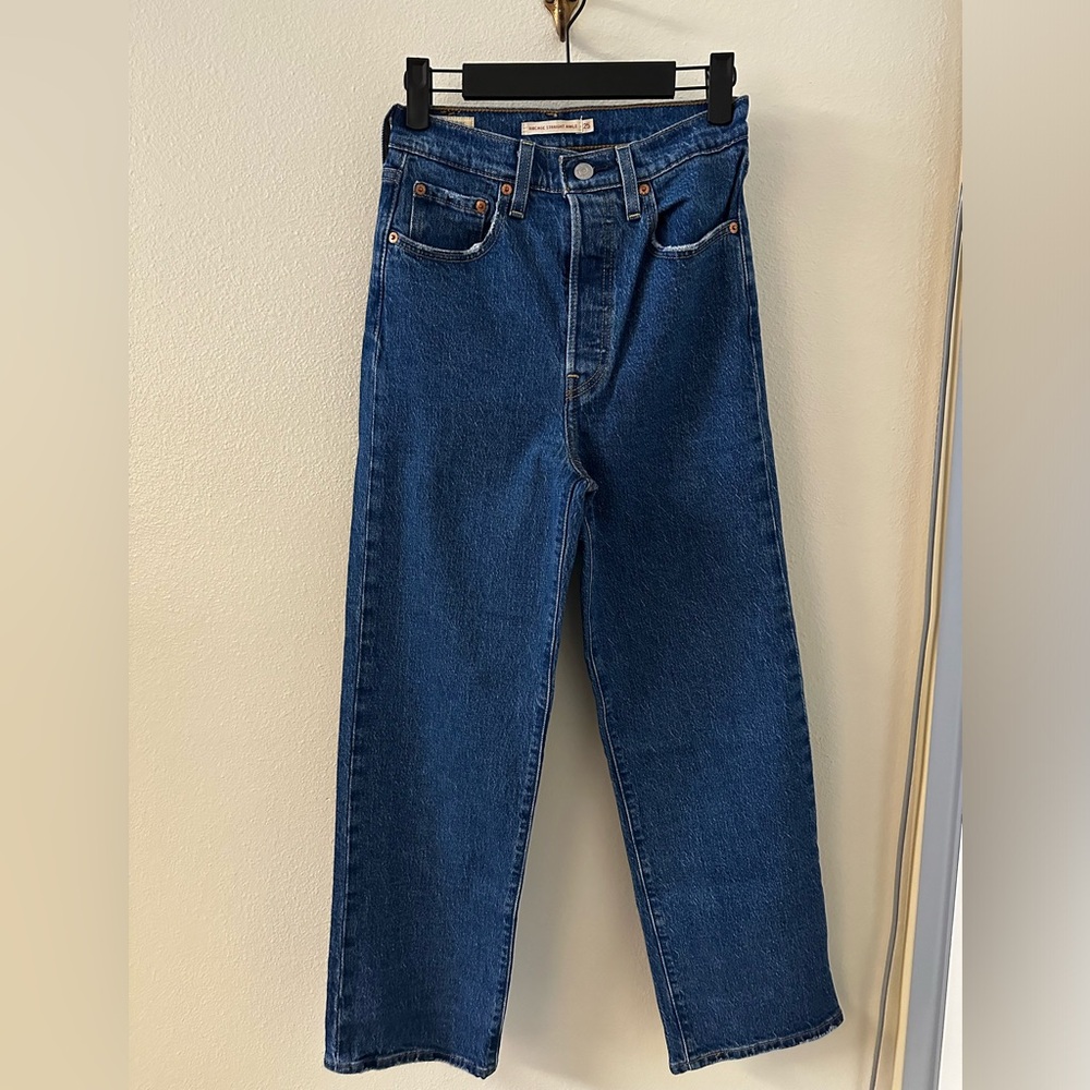 Levi’s Ribcage Straight Ankle Jeans, Size 25, Inseam 27”, Color: Jazz Pop